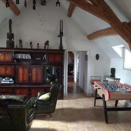 Maison Des Arts Francueil Luaran gambar