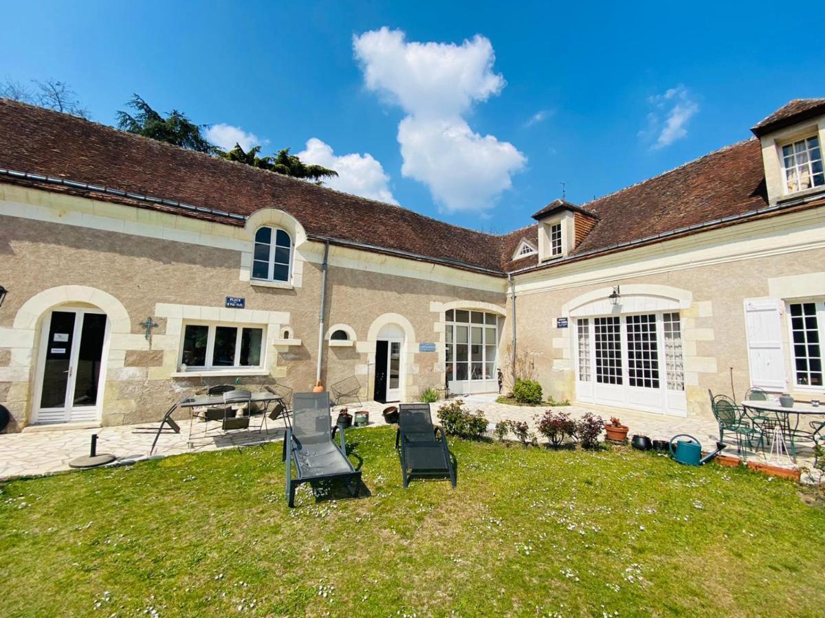 Maison Des Arts Francueil Luaran gambar